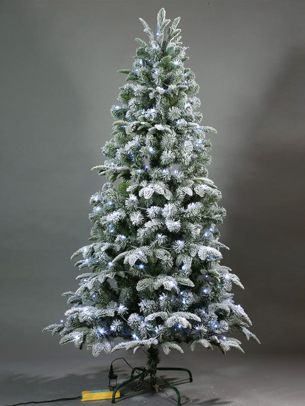 Kerstsneeuwboom 9A3A8544